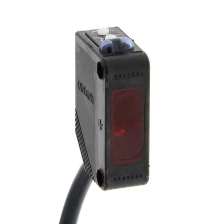 E3Z-D81 2M Omron