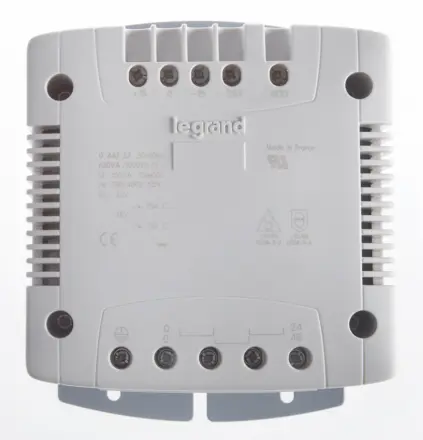 0 442 37 Legrand