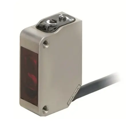 E3ZM-R81 5M Omron