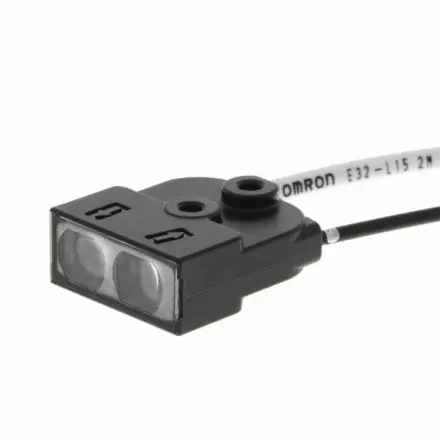 E32-L15 2M Omron