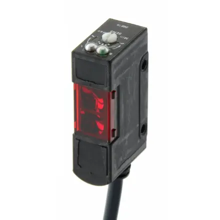 E3S-AD83 Omron