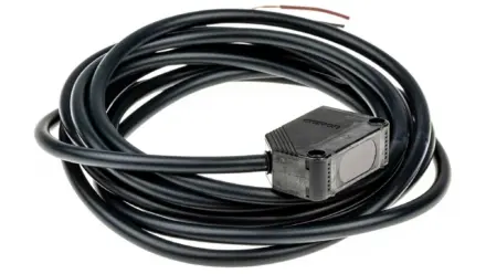 E3Z-T81A-M5J 0.3M Omron
